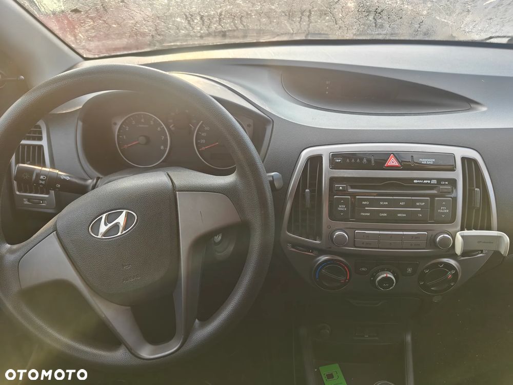 Hyundai i20 1.25 Comfort - 12