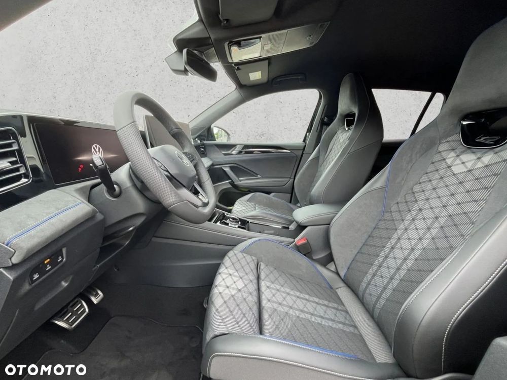 Volkswagen Tiguan - 8