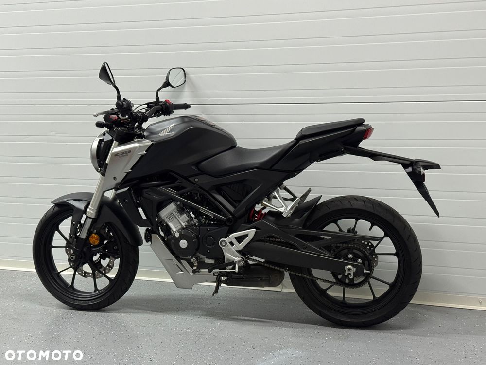 Honda CB - 18