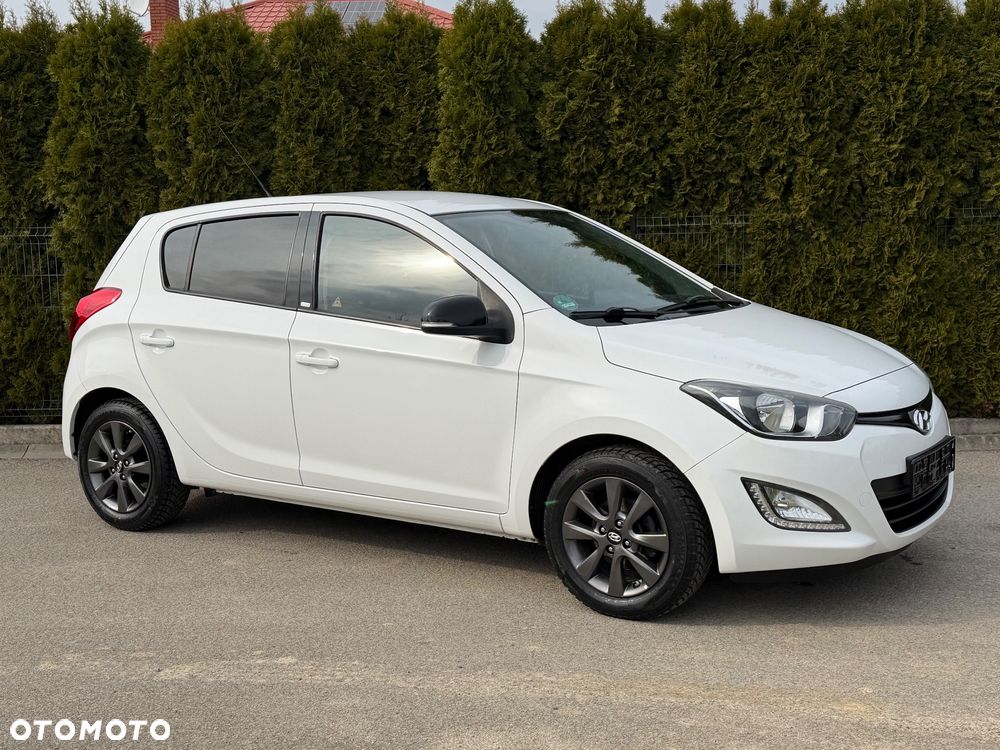 Hyundai i20 1.2 Fifa World Cup Edition - 8