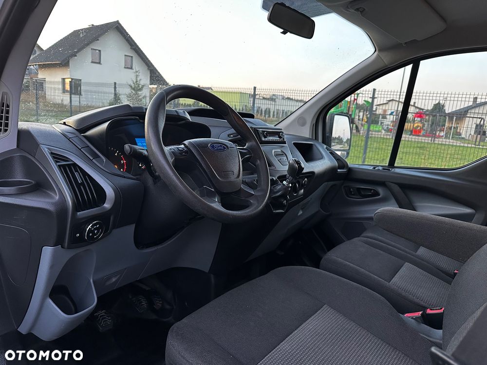 Ford Transit Custom - 11