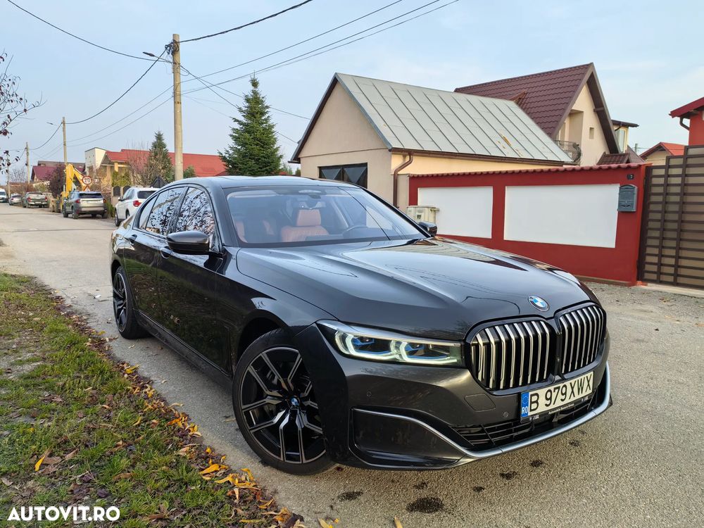 BMW Seria 7 750i xDrive - 17