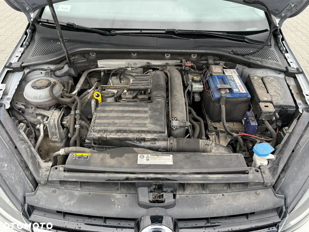 Volkswagen Golf 1.4 TSI BMT Highline - 35