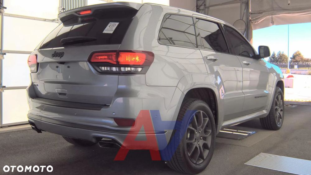 Jeep Grand Cherokee 5.7 V8 HEMI Overland - 3