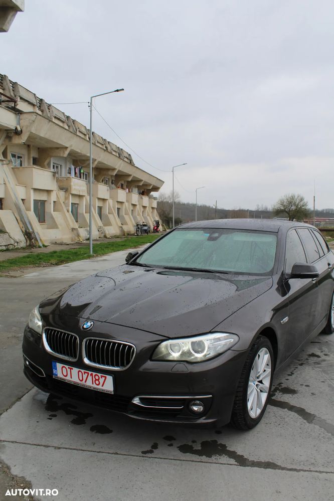 BMW Seria 5 530d xDrive Aut. Luxury Line - 1