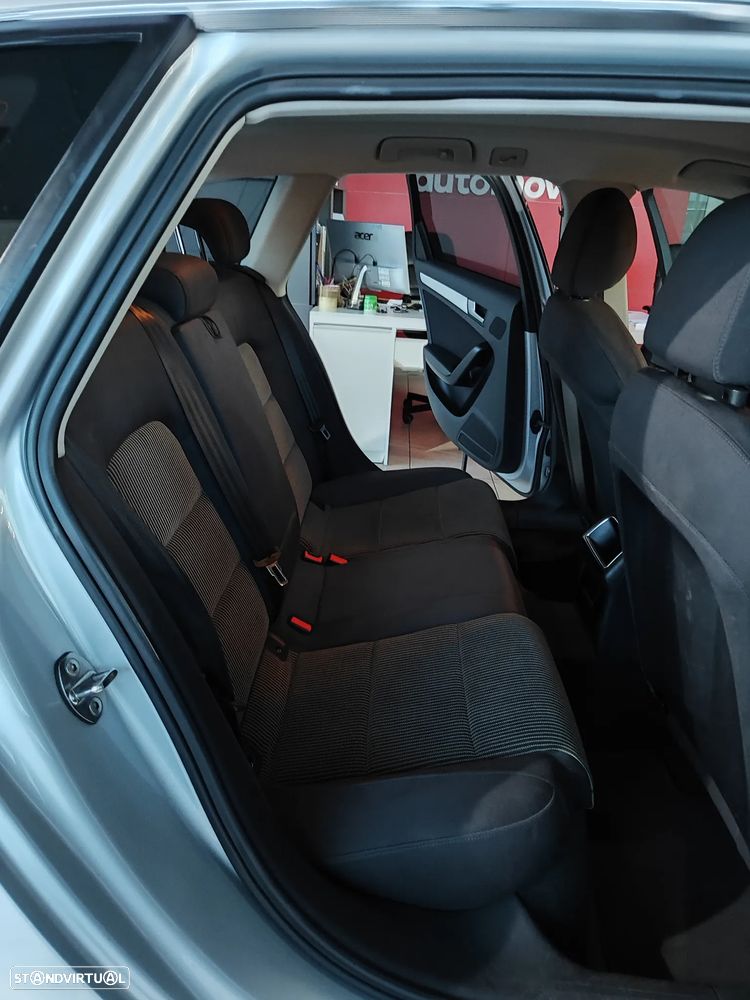 Audi A4 Avant 2.0 TDi S Edition S-line - 18