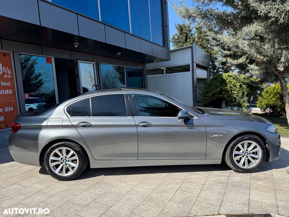 BMW Seria 5 520d Aut. Luxury Line - 23