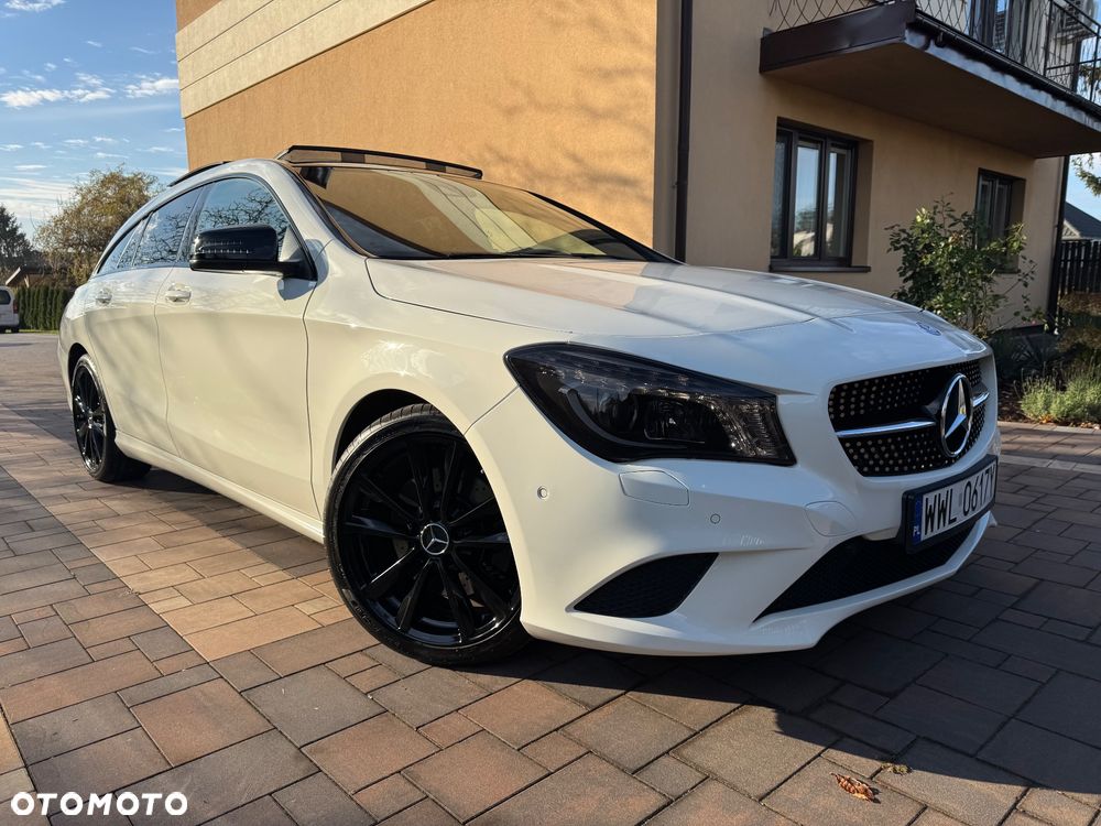 Mercedes-Benz CLA 250 7G-DCT - 24