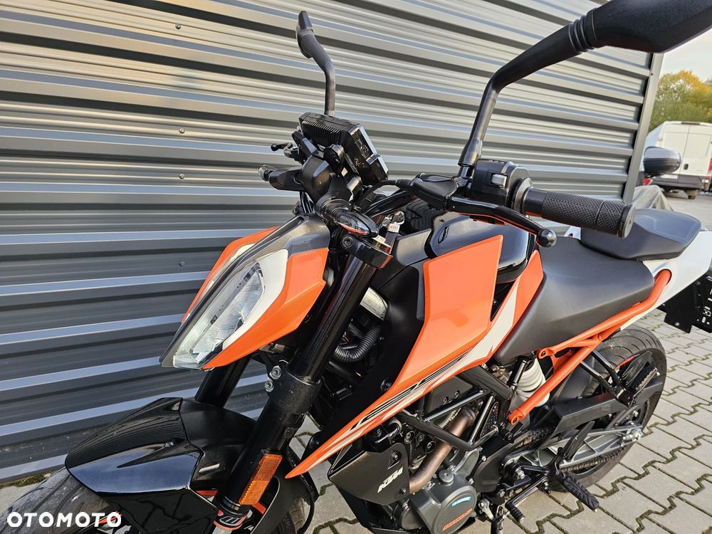 KTM Duke 125 - 8