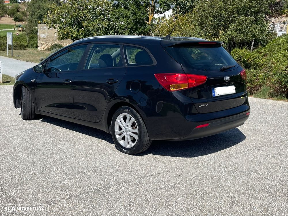 Kia Ceed SW 1.4 CRDi ECO - 22