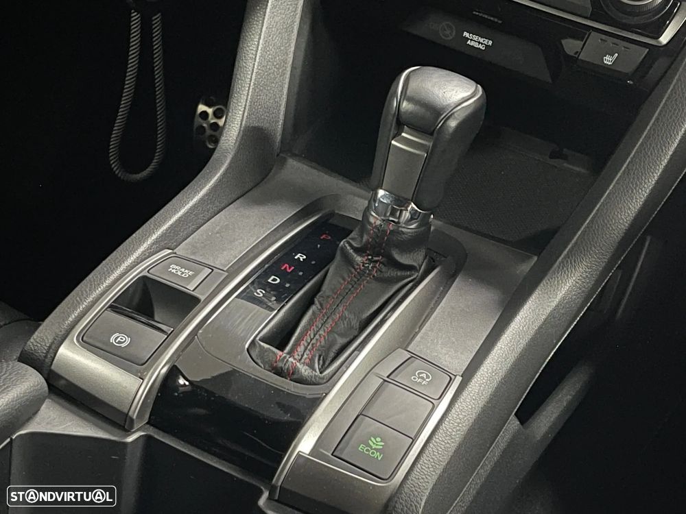 Honda Civic 1.0 i-VTEC Executive CVT - 26