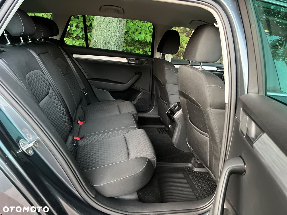 Skoda Superb 2.0 TDI 4x4 Ambition DSG - 11