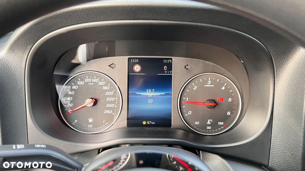 Mercedes-Benz Vito - 19