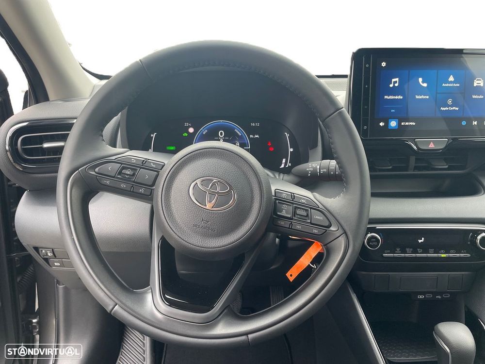 Toyota Yaris - 10