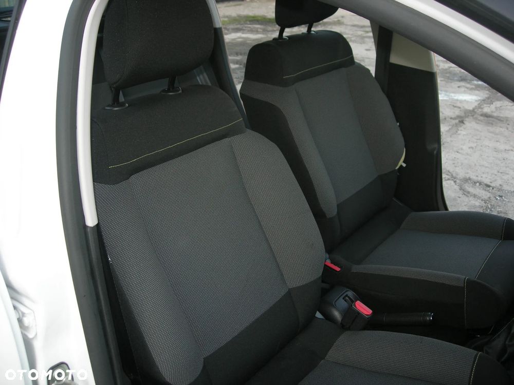 Citroën C3 Pure Tech 83 S&S LIVE - 23
