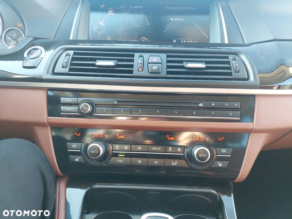 BMW Seria 5 528i xDrive Sport-Aut Modern Line - 13