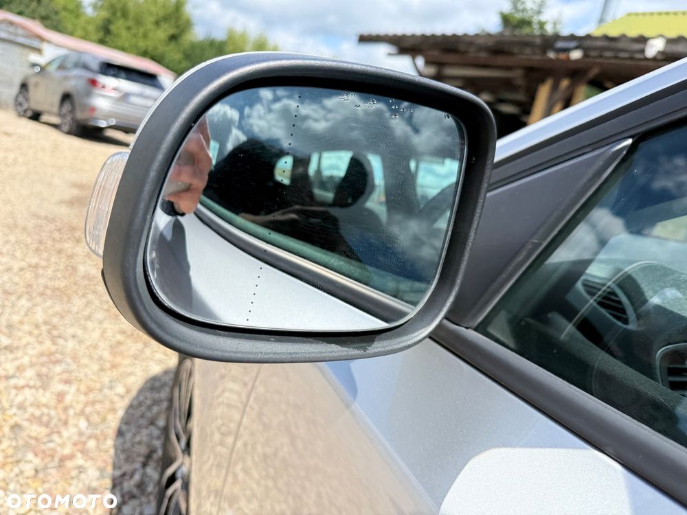 Volvo V40 D2 Kinetic - 17