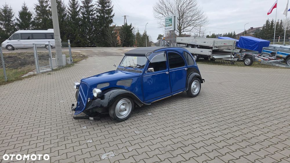 Citroën 2 CV - 6