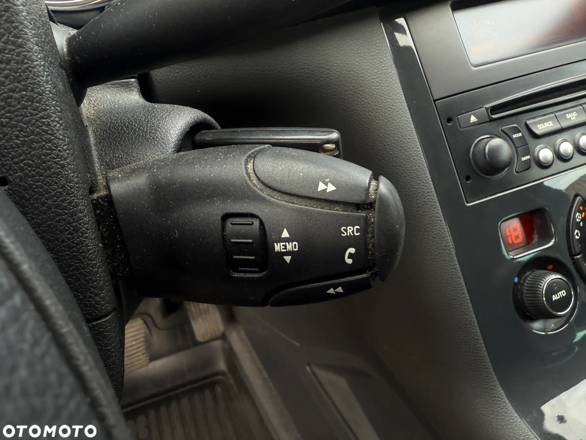 Peugeot 3008 2.0 HDi Active - 28