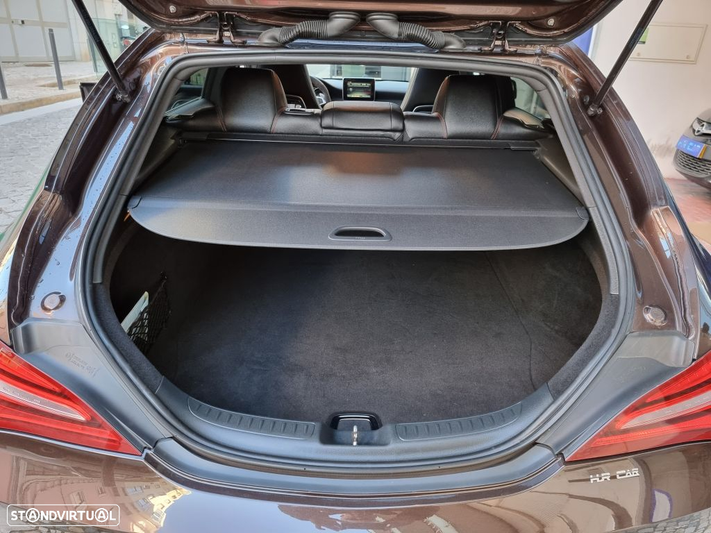 Mercedes-Benz CLA 45 AMG Shooting Brake 4-Matic - 16