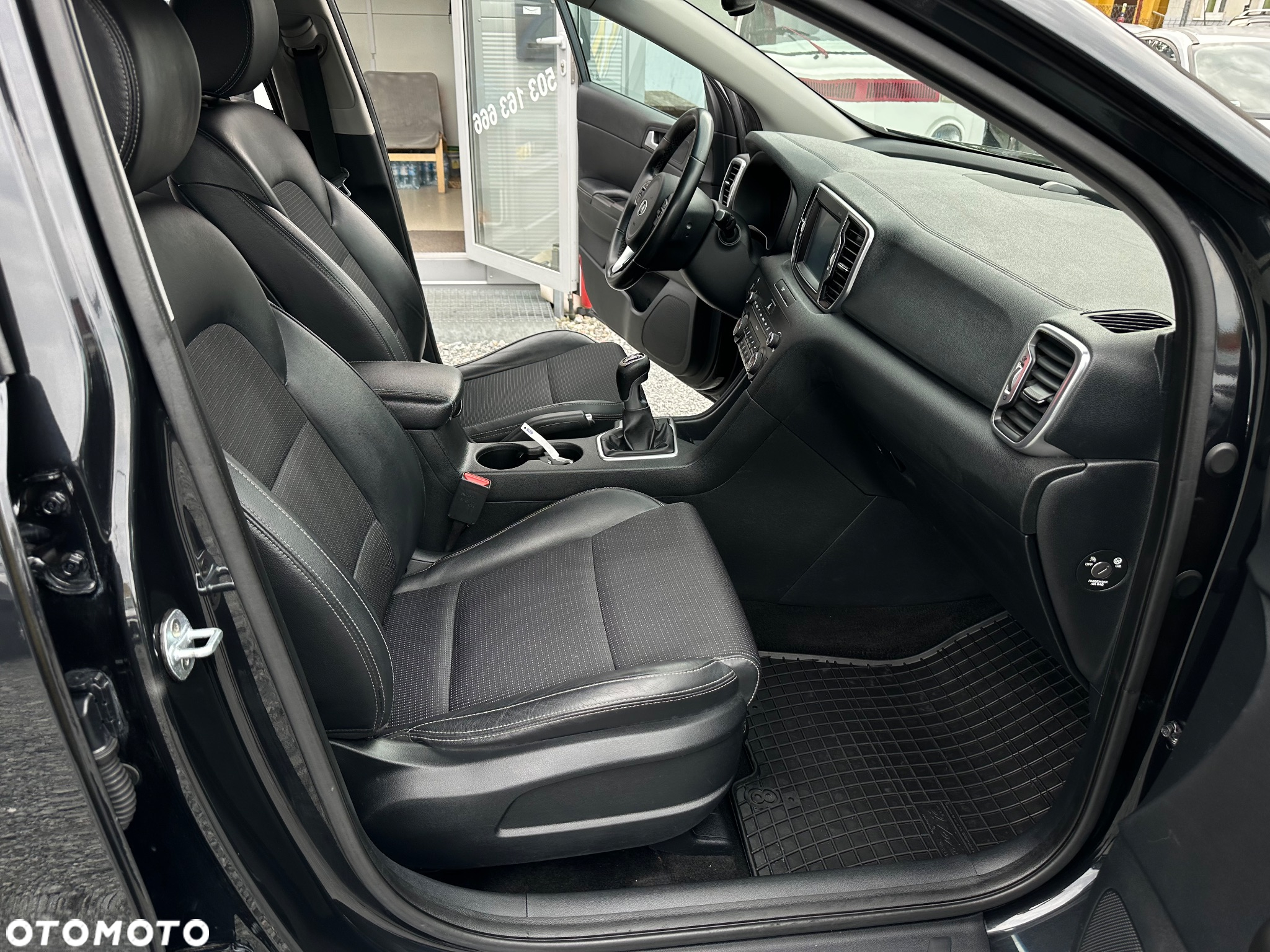 Kia Sportage 1.7 CRDI Business Line L 2WD - 24