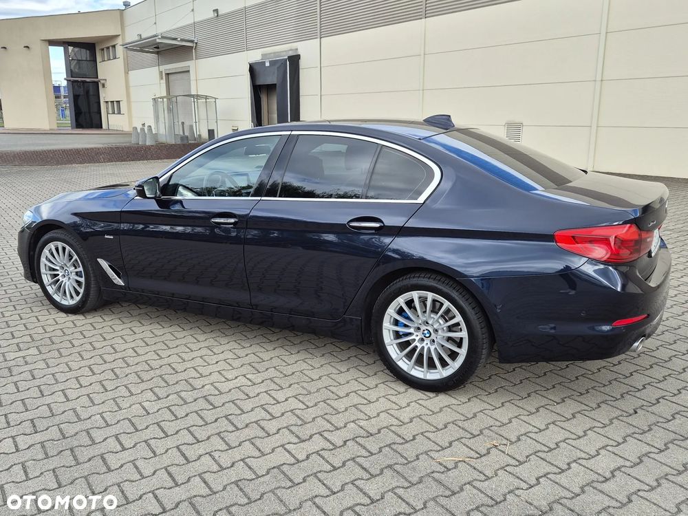 BMW Seria 5 520d xDrive Luxury Line sport - 15