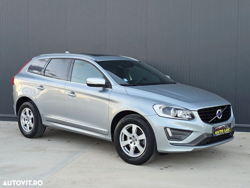 Volvo XC 60 D4 R-Design - 2