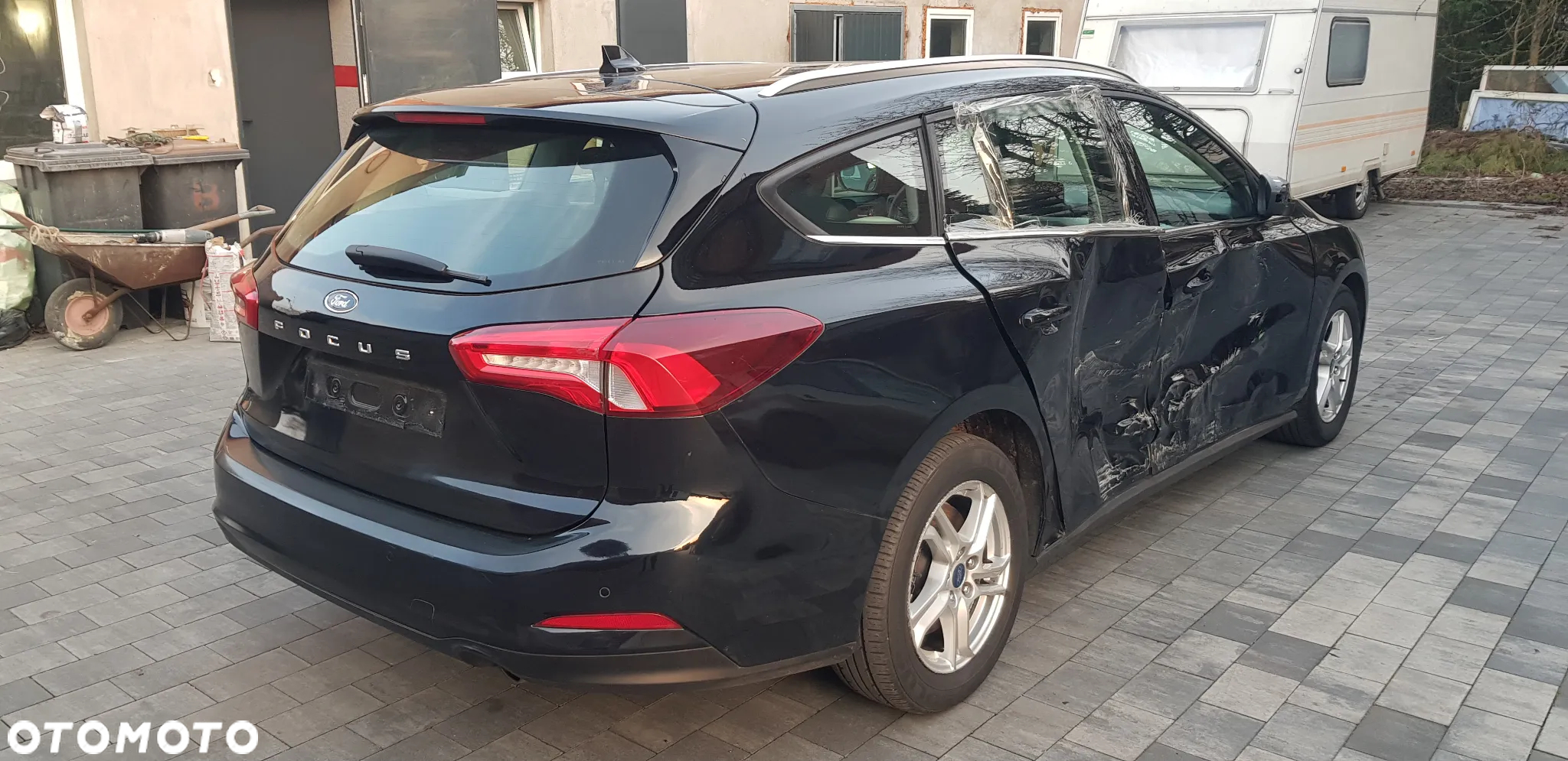 Ford Focus 1.0 EcoBoost Active Business - 12