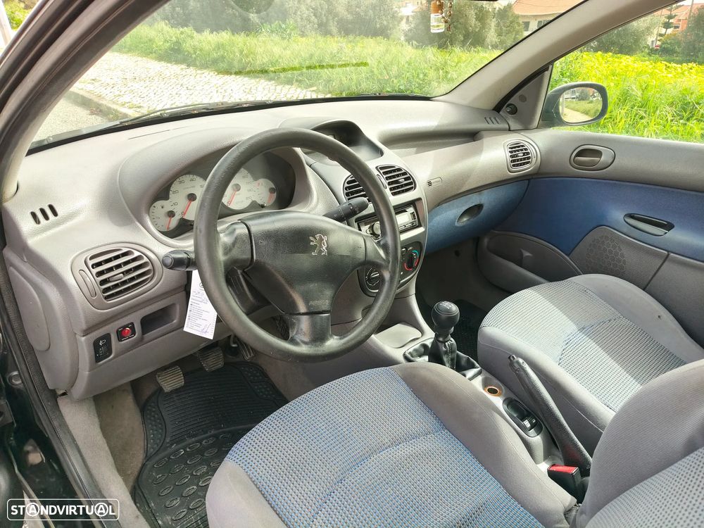 Peugeot 206 1.1 XR Présence - 14