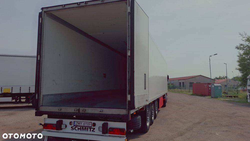 Schmitz Cargobull SKO - 4