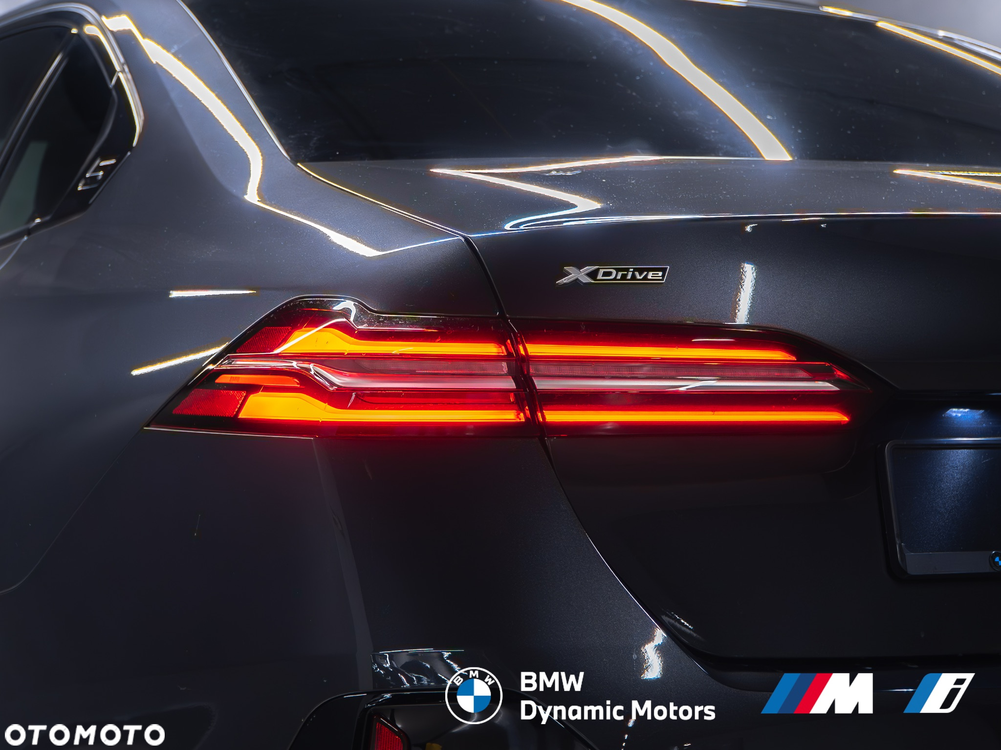 BMW Seria 5 520d xDrive - 13
