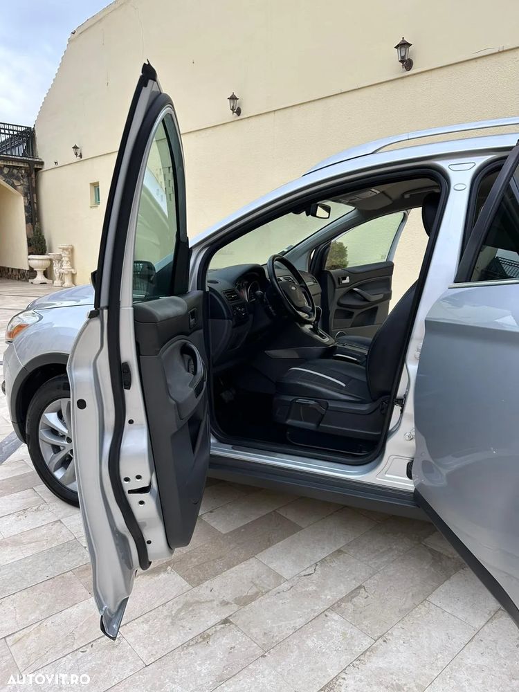 Ford Kuga - 5