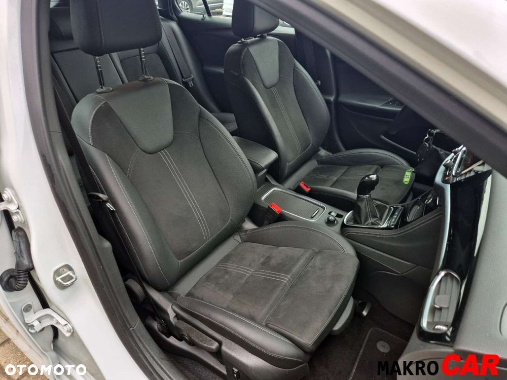 Opel Astra 1.6 CDTI Cosmo - 14