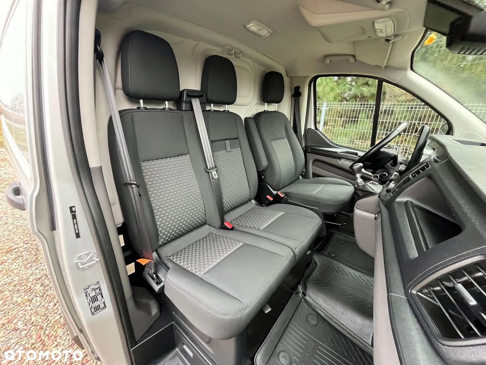 Ford Transit Custom L1H1, 2.0TDCI, LEDY, Android Auto, Kamera Cofania, Salon Polska, Pierwszy Właściciel, Serwis ASO Ford Do Końca, BEZWYPADKOWY, FV 23%, Bardzo Zadbany !!! - 30