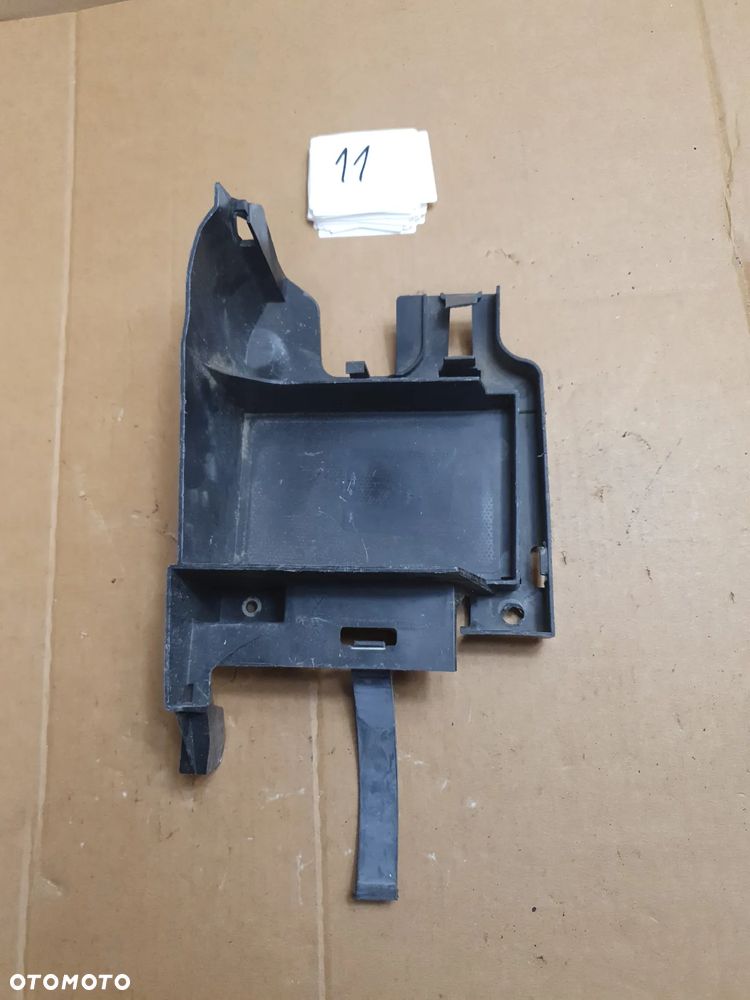 Yamaha YZF-R1 RN04 1000 (2000 - 2001) PODSTAWA POD AKUMULATOR - 8