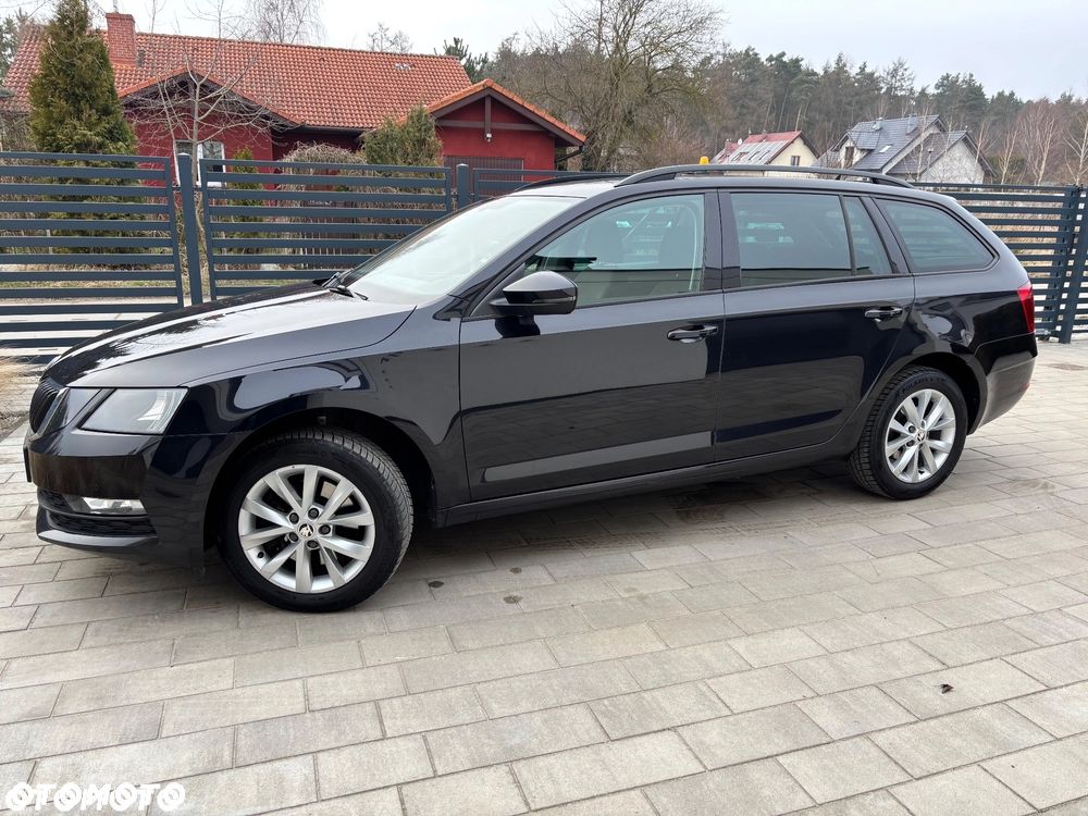 Skoda Octavia 2.0 TSI Ambition DSG - 2