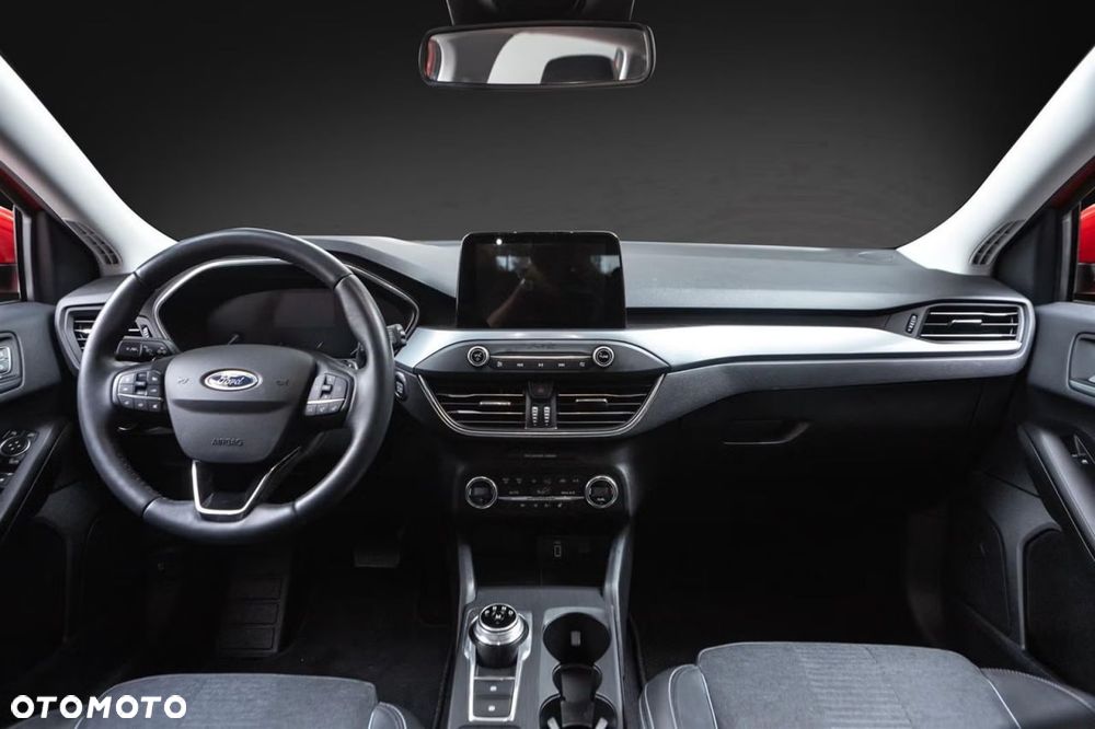 Ford Focus 1.0 EcoBoost Active - 16