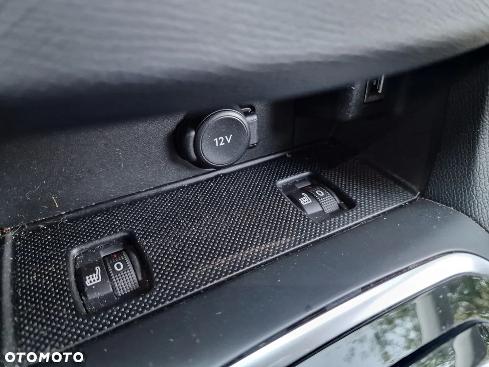 Peugeot 308 PureTech 130 GPF EAT8 Stop & Start Allure Pack - 30