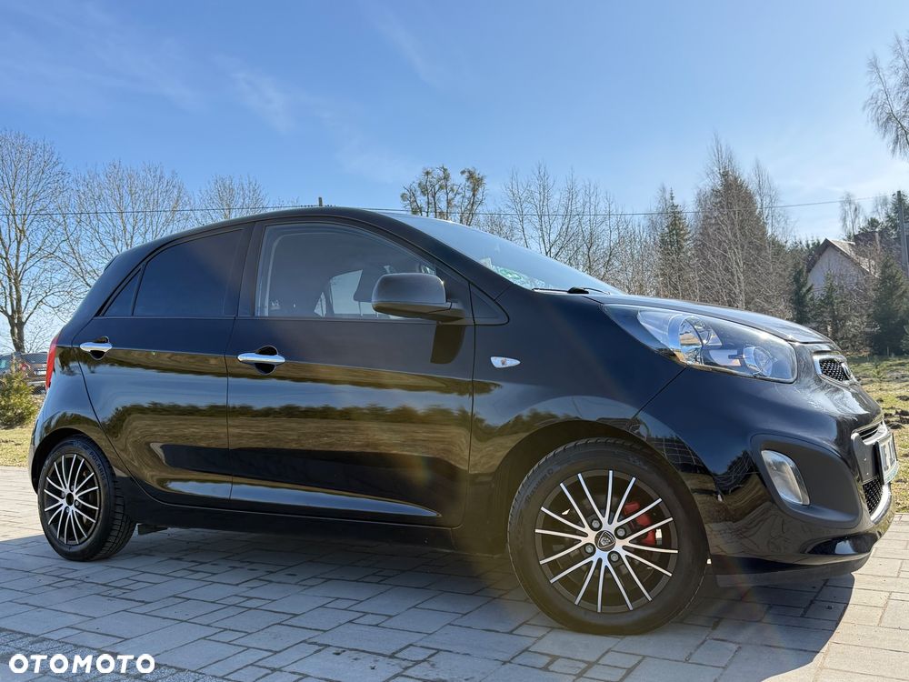 Kia Picanto 1.2 L - 6