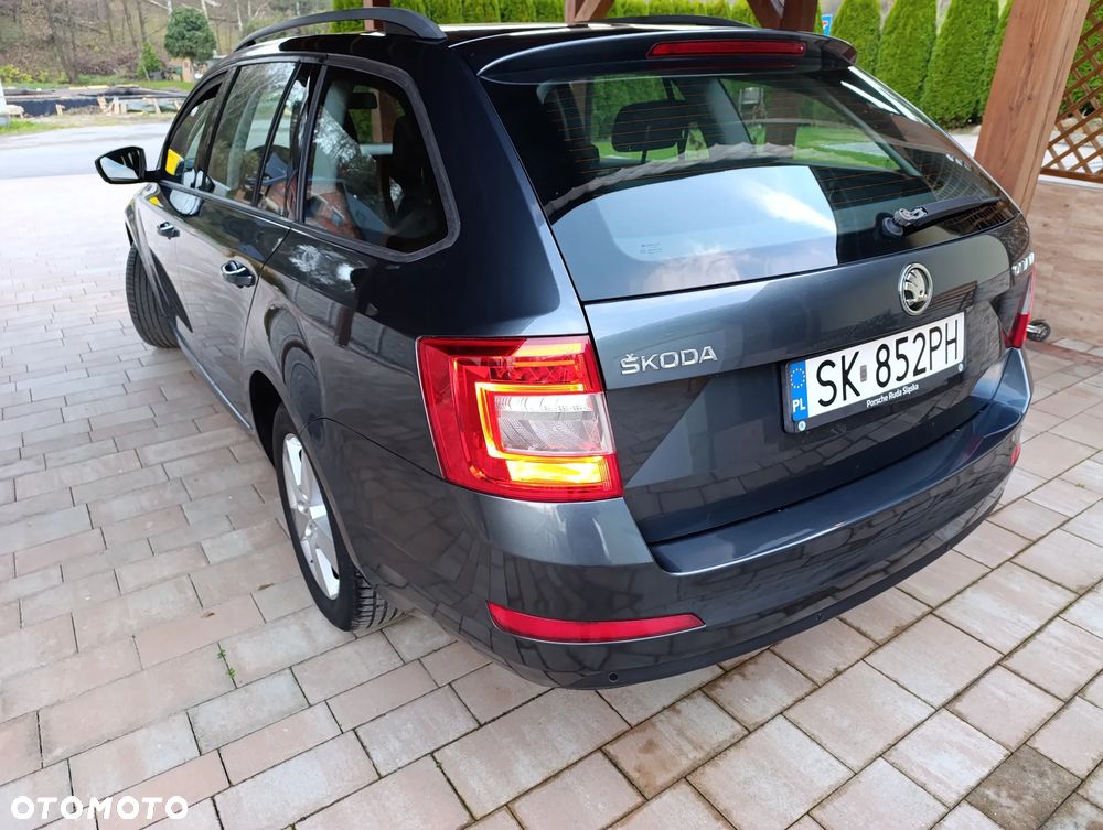 Skoda Octavia 2.0 TDI Edition - 6