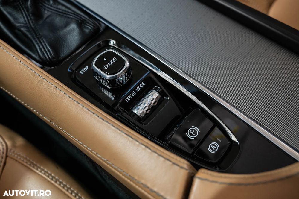 Volvo XC 90 D5 AWD Geartronic Inscription - 14