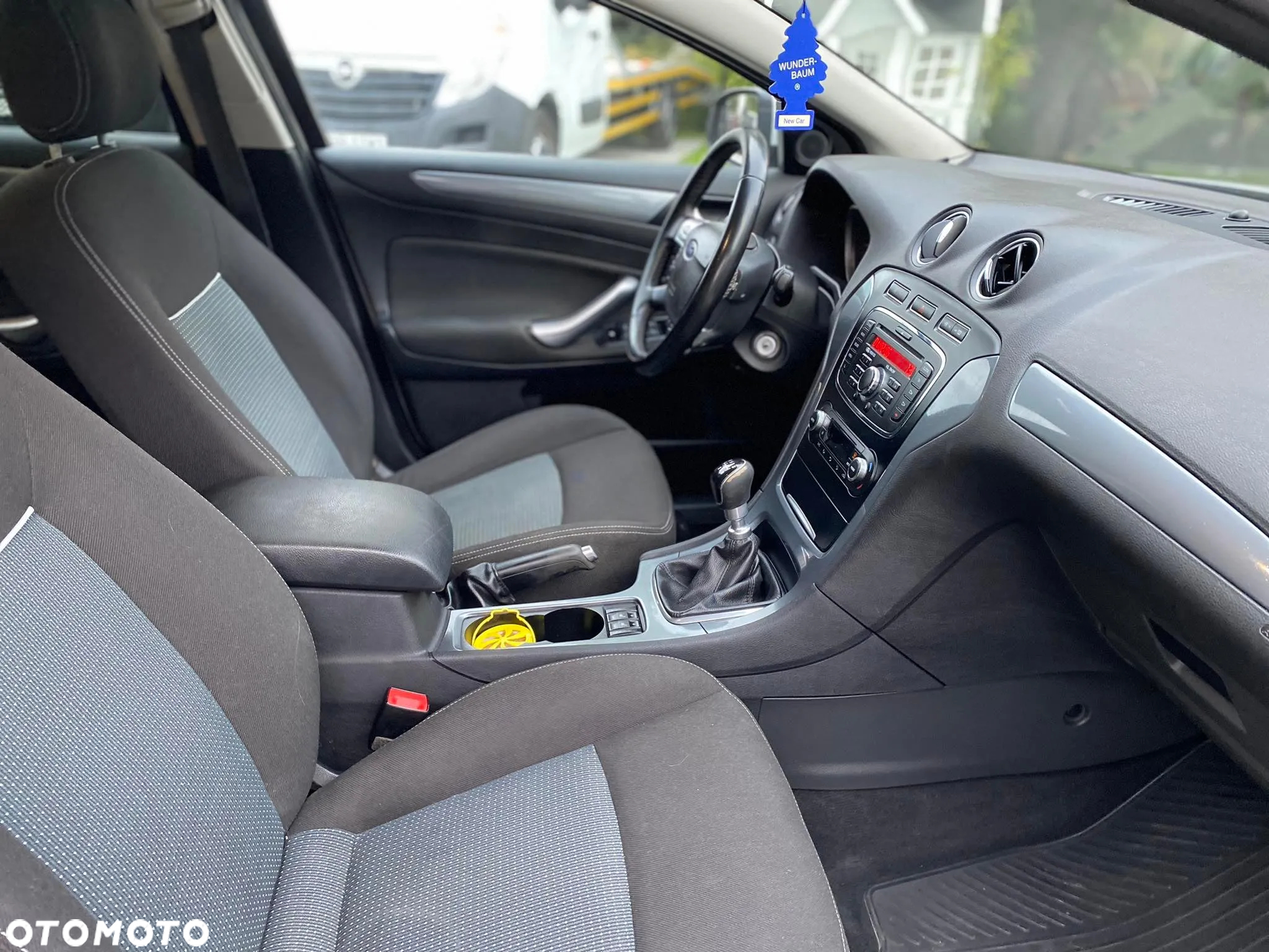 Ford Mondeo 1.6 TDCi Ambiente - 17