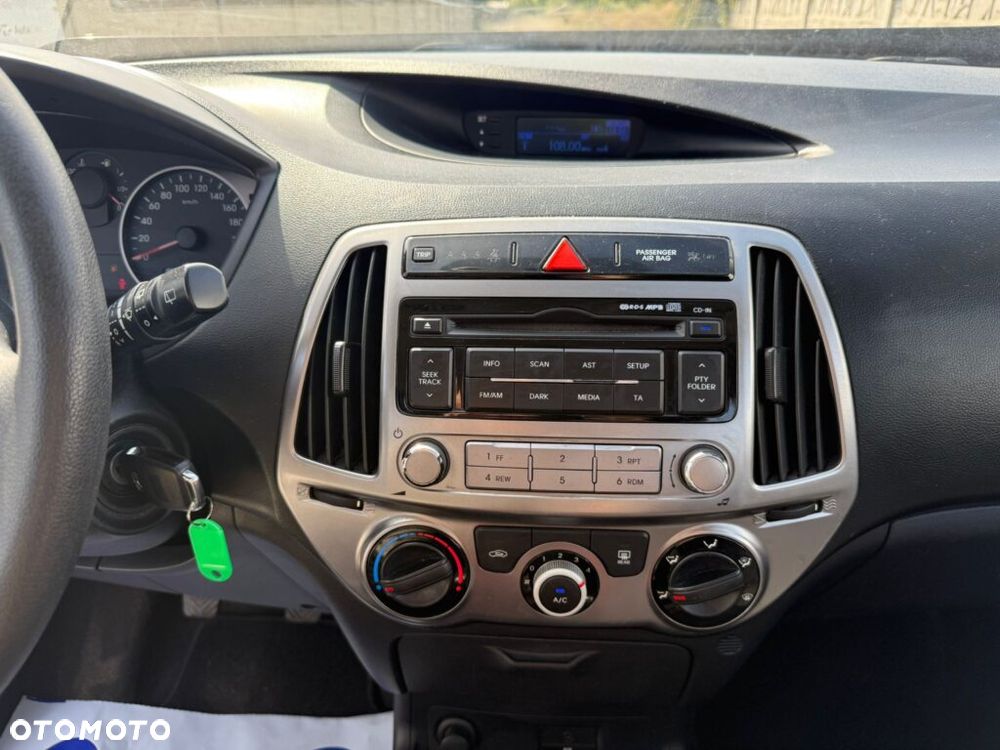 Hyundai i20 1.2 Trend - 18
