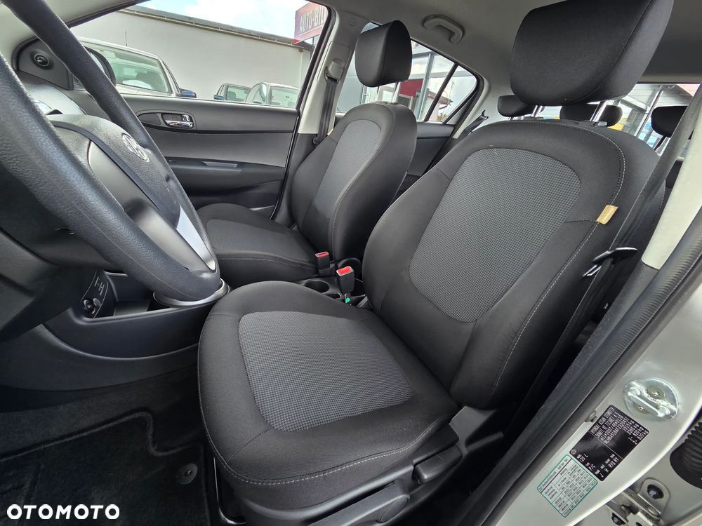 Hyundai i20 1.2 Fifa World Cup Edition - 24
