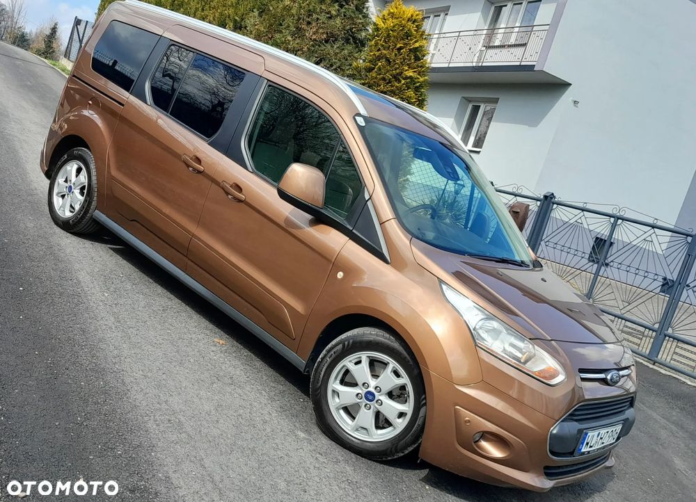 Ford Tourneo Connect Grand - 21