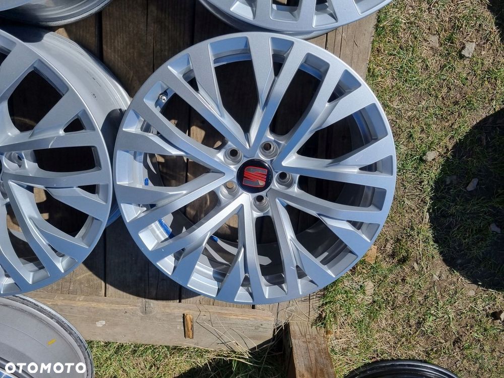 VW TOUAREQ III 760,AUDI Q7,A5,A4 ALLROAD alufelgi 8X18ET25 5X112,super stan - 12