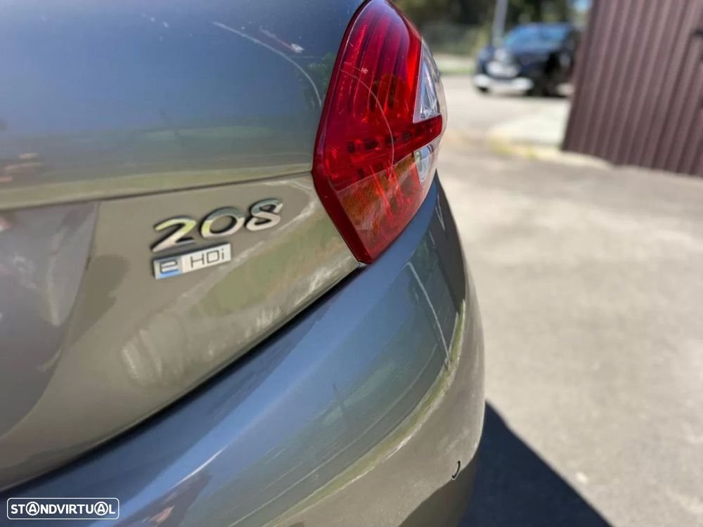 Peugeot 208 1.6 e-HDi Allure 2-Tronic - 21