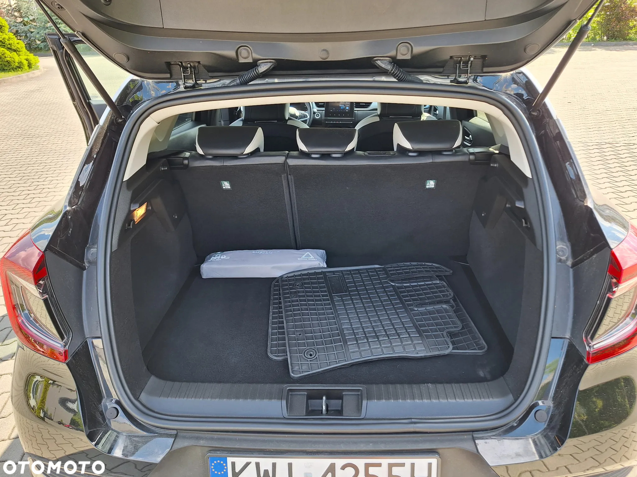Renault Captur TCe Mild Hybrid 140 TECHNO - 6