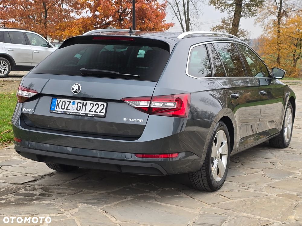 Skoda Superb 2.0 TDI DSG Active - 10