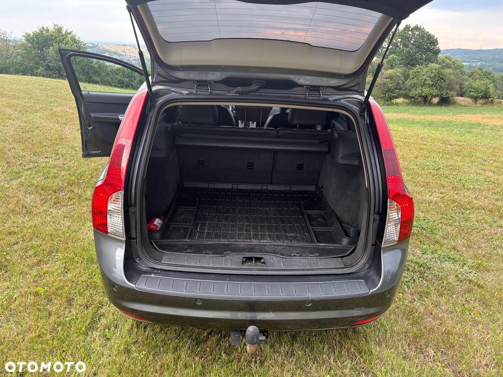 Volvo V50 D2 Summum - 9